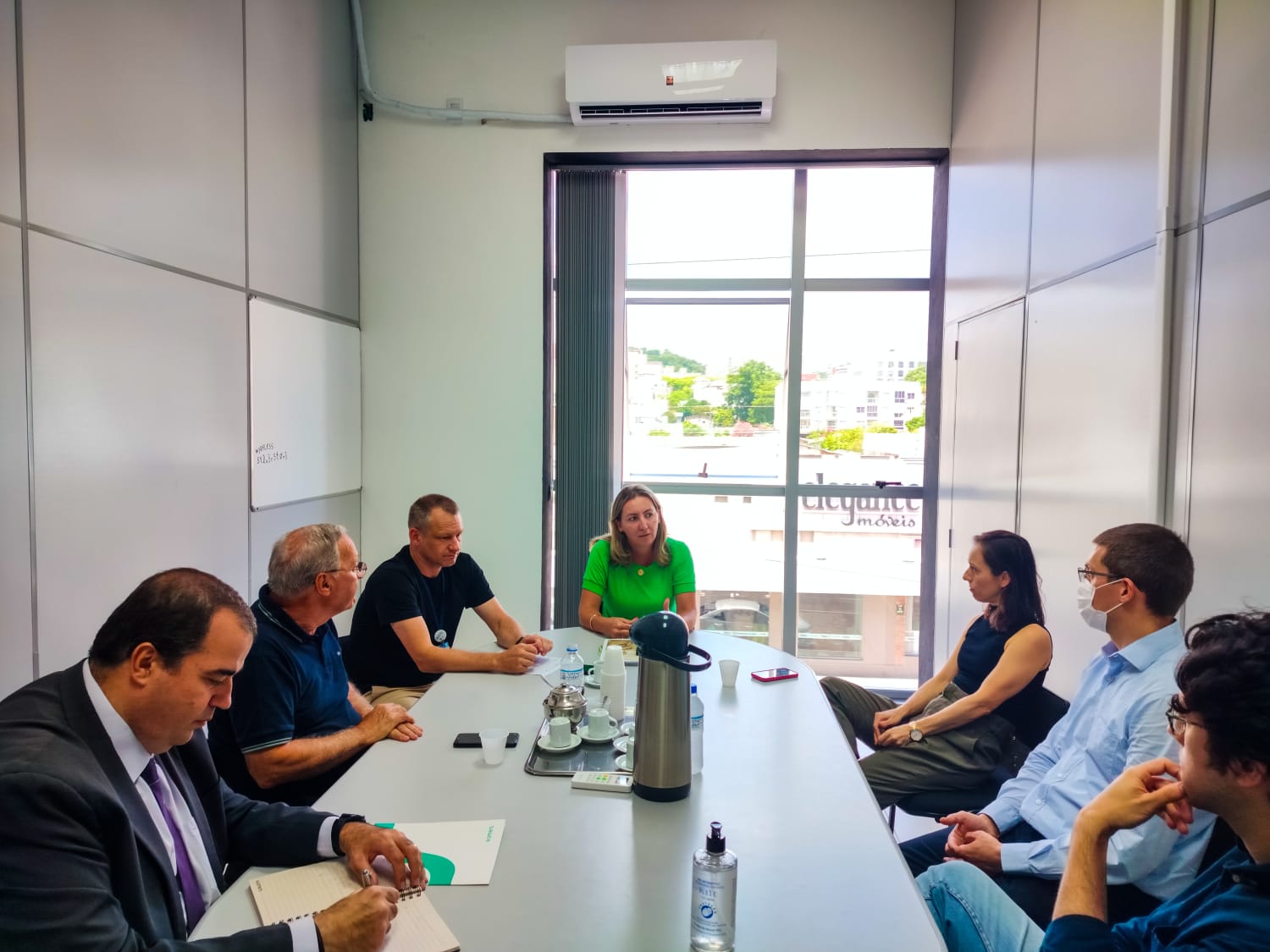 Simers participa de reunião na Casa Civil para discutir demandas dos  médicos legistas do IGP