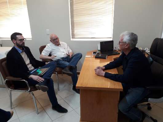 Fernando Uberti e João Álvaro reuniram-se com o presidente da associação