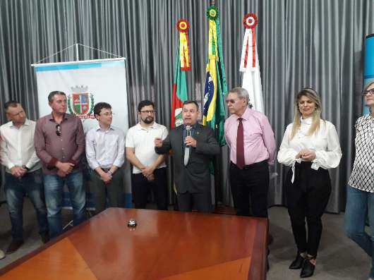 Vice-presidente Edson Machado destacou importância do PCCV para a população